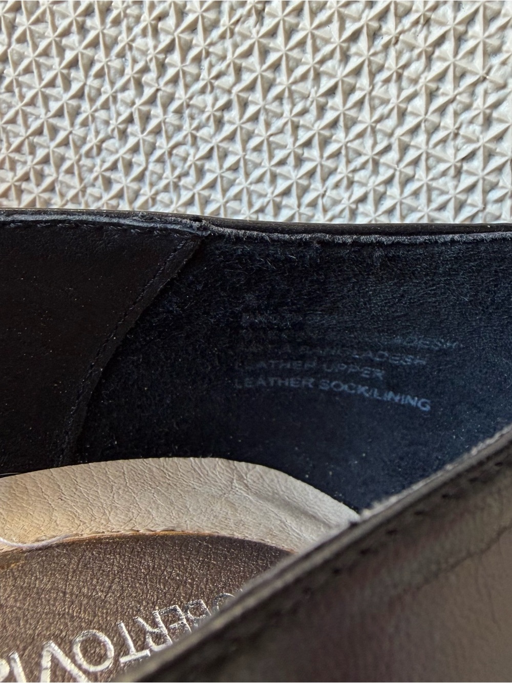 Roberto Vianni Black Pointed Mary Jane Kitten Heel with Strap Detail - Picture 4 of 5